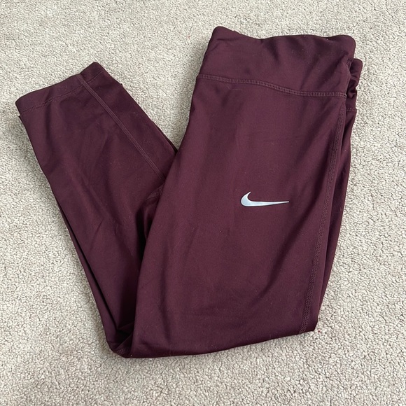 Nike Pants - Cropped Nike Leggings